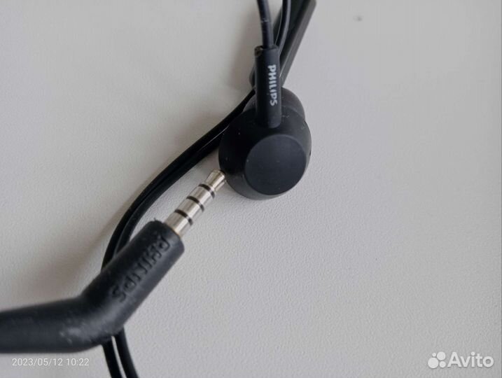 Проводные наушники Phillips