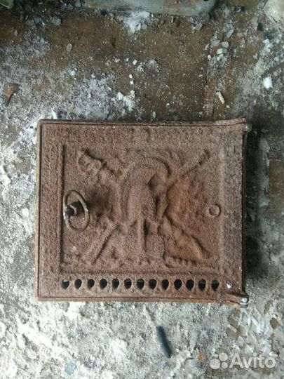 Дверцы печные чугунные