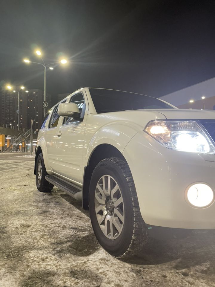 Nissan Pathfinder: фото владельца