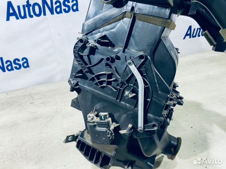 Корпус отопителя Nissan Armada SUV VK56DE 2004