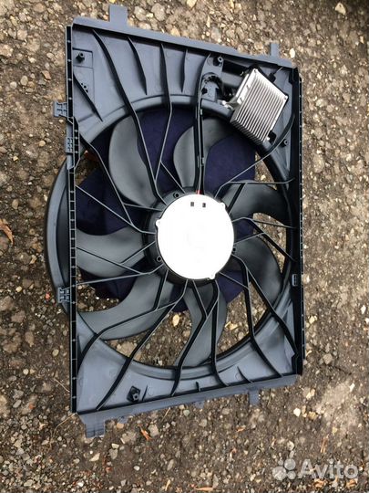 Вентилятор Мерседес W212 850W