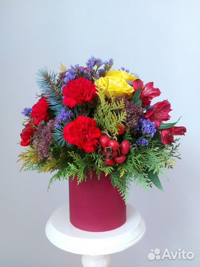 Букеты и композиции из живых цветов