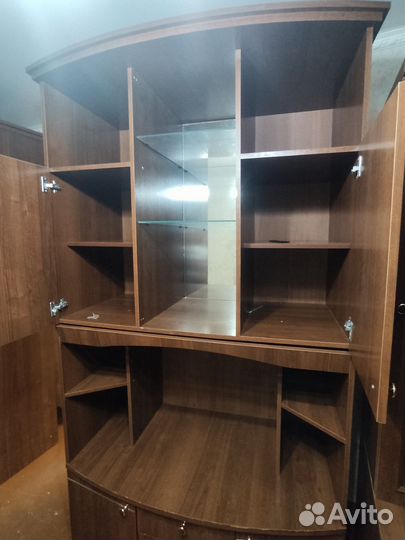 Стенка в гостиную