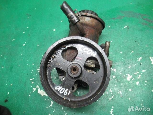 Насос гидроусилителя руля Toyota Corolla Verso