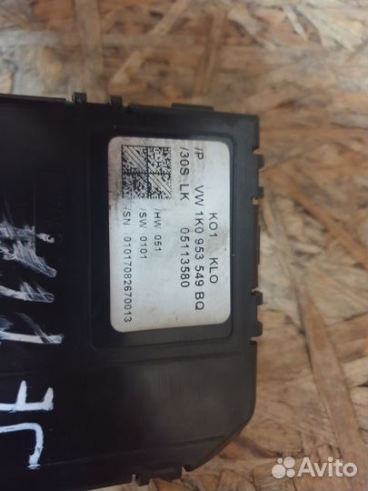 Блок подрулевых переключателей Volkswagen Jetta