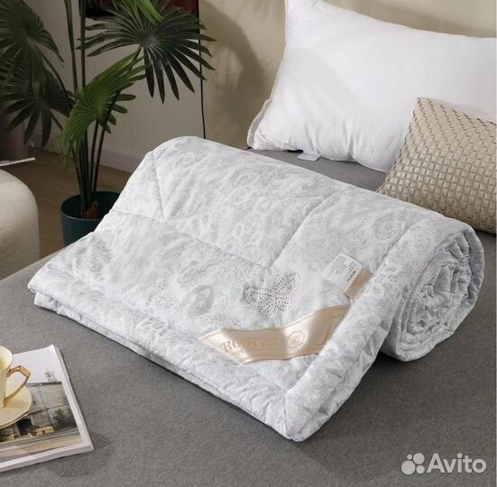 Одеяло и подушки