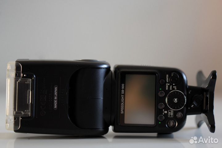 Вспышка Nikon Speedlight SB-900