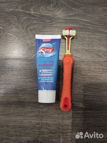 Зубная щётка и зубная паста для собак