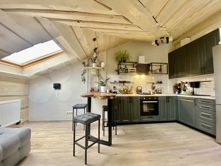 2-к. квартира, 54 м², 8/8 эт.