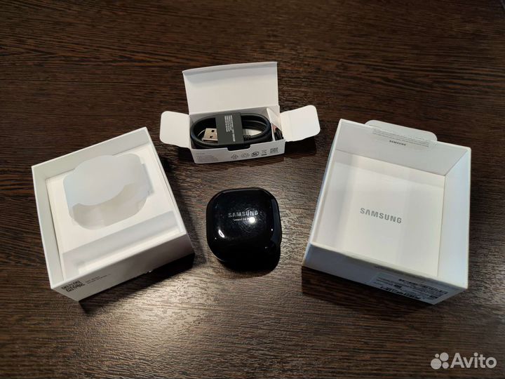 Samsung galaxy buds live