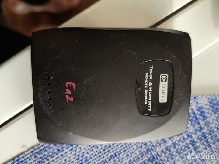 Метеостанция с выносным беспроводным датчиком