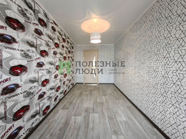 3-к. квартира, 57 м², 4/5 эт.