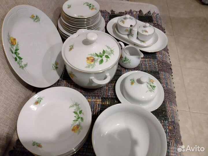 Столовый сервиз 