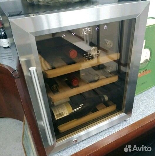 Винный шкаф. Холодильник для вина