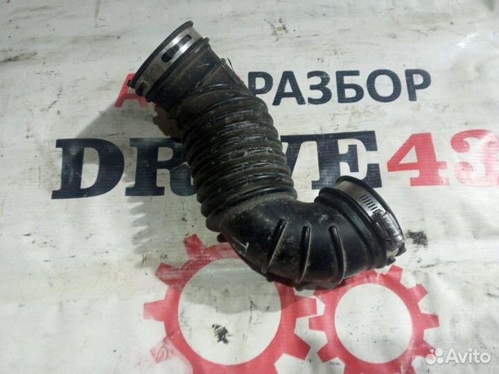 Патрубок Chevrolet Aveo T300 1.6 F16D4 2012