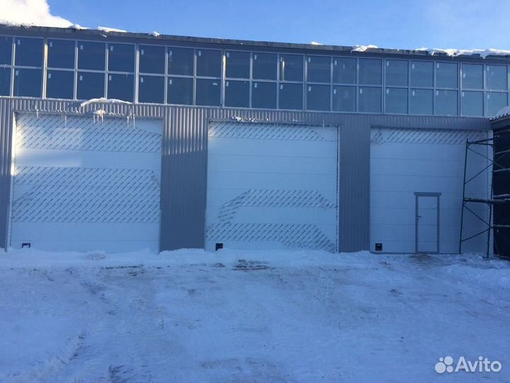 Ворота подъемные секционные