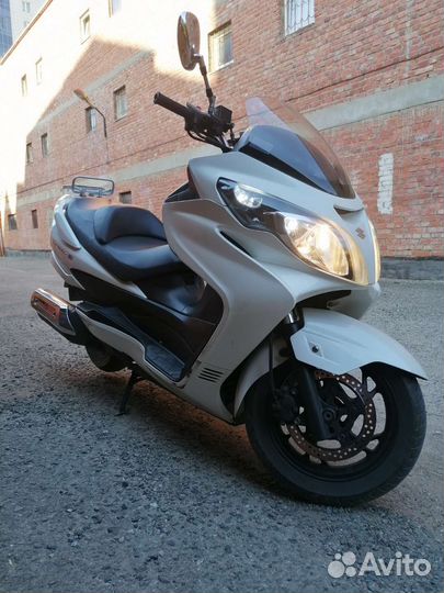 Сузуки бургман скайвей 250