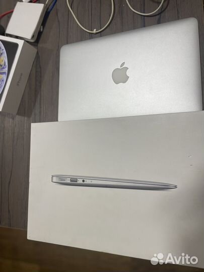Apple MacBook air 11(2012)