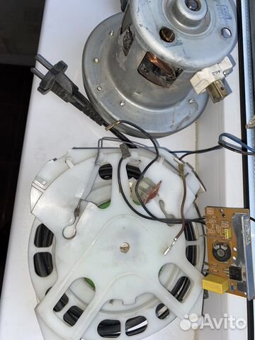 Пылесос на запчасти