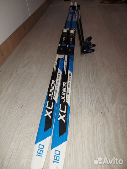 Детские лыжи с палками 160 см+ ботинки 35 р