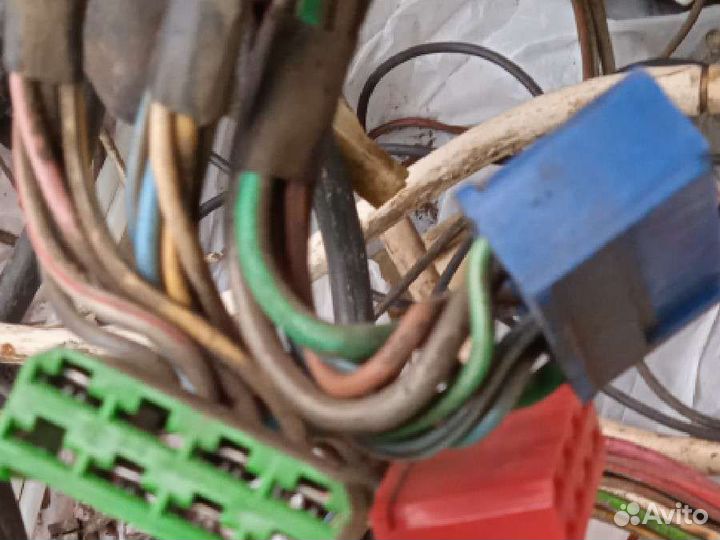 Штекера фишки из под капота ваз 2107 Провода