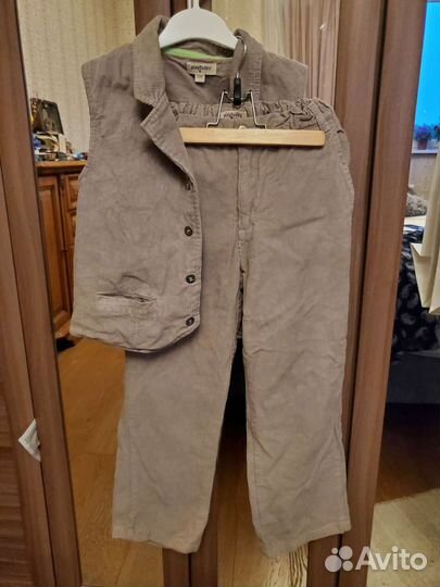 Костюм жилетка и брюки 134 на мальчика