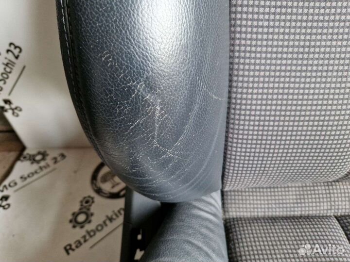 Передние сиденья для Mercedes W211