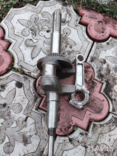 Коленвал и шатун на мотоблок