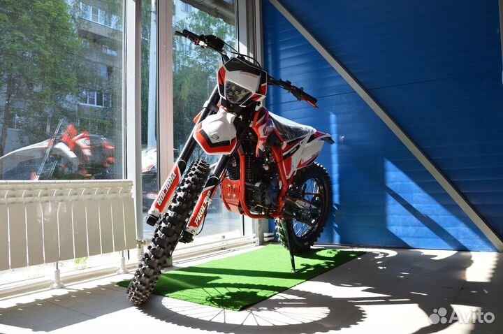 Мотоцикл для бездорожья procida K1 CB300F