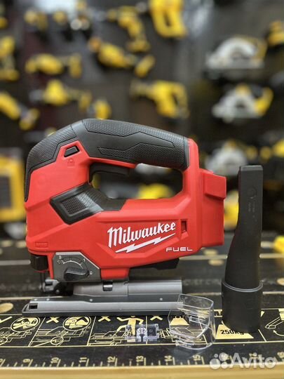 Аккумуляторный лобзик Milwaukee 2737-20 fuel