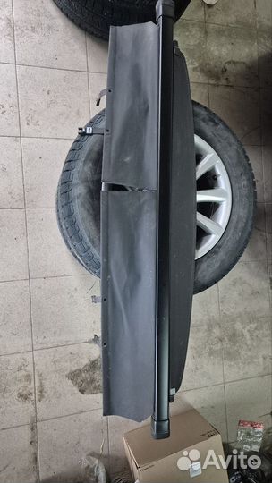 Шторка в багажник rav4