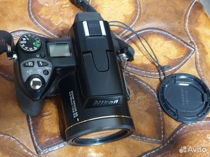 Цифровой фотоаппарат Nikon Coolpix 8800 VR Япония