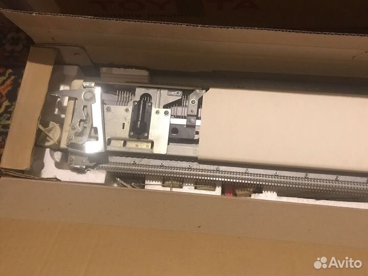 Двухфонтурная вязальная машина Toyota