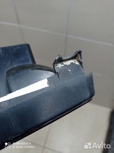 Фонарь левый наружный LADA Niva (4х4)