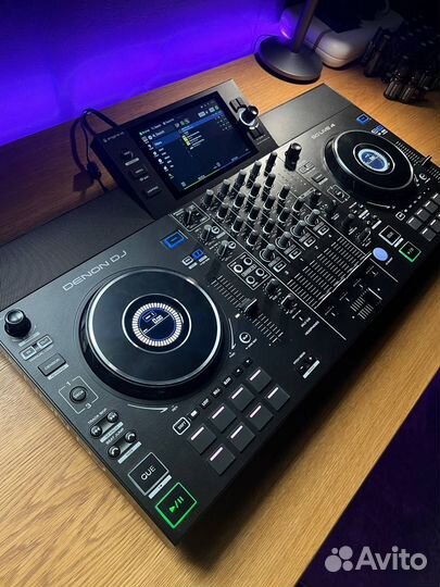 Dj контролер Denon SC Live 4