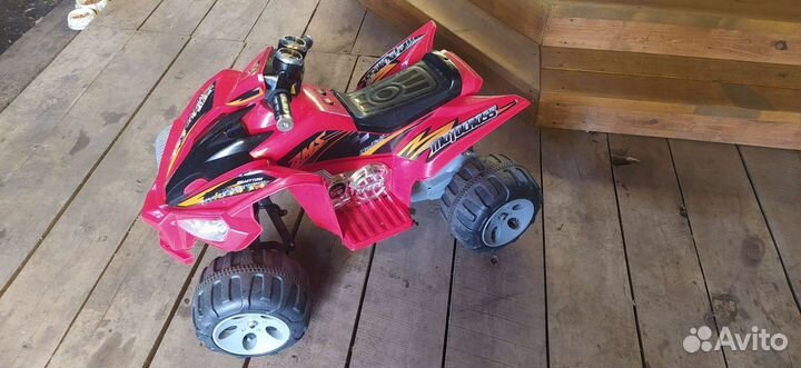 Детский квадроцикл на аккумуляторе