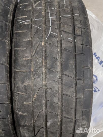 Pirelli P Zero Corsa 245/35 R19 и 285/30 R19