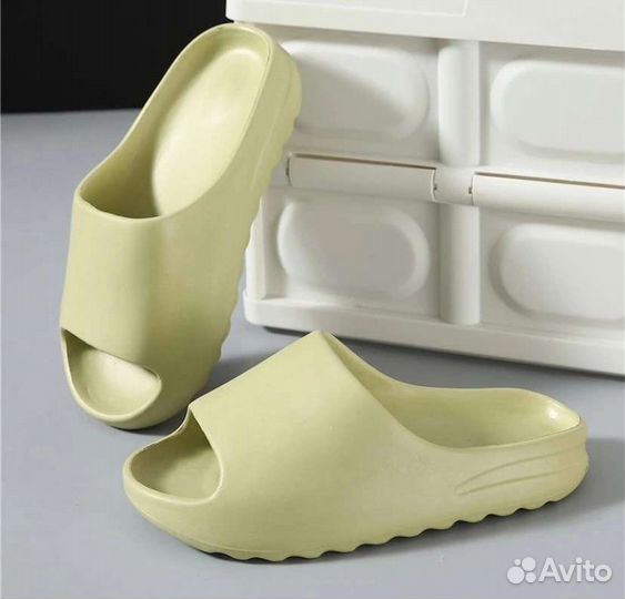 Сланцы adidas yeezy slide