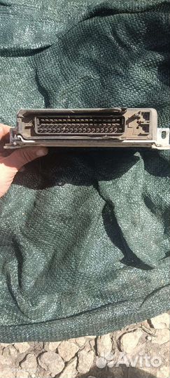 Блок управления двигателем BMW e 32(мозги)