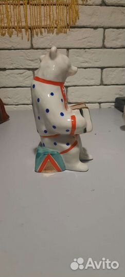 Цирковой медведь с гармонью СССР