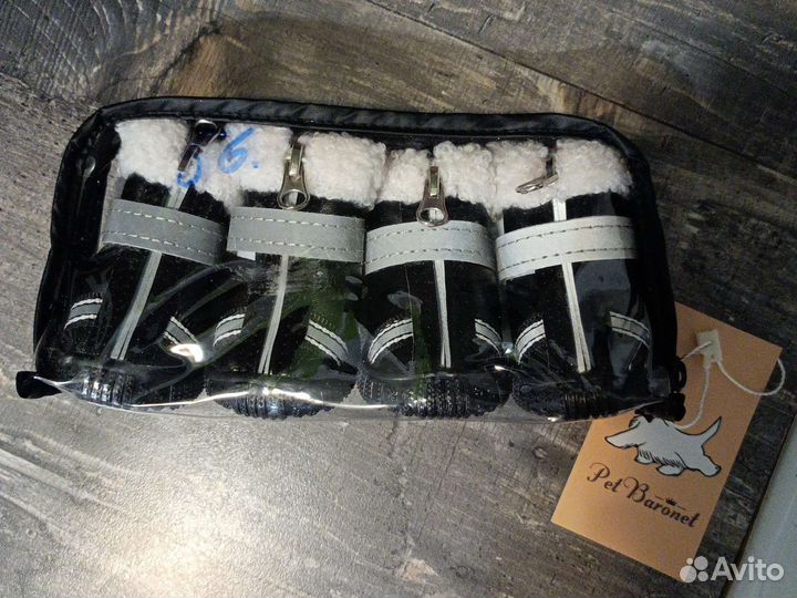 Ботиночки для маленькой собачки