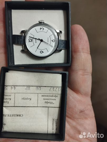 Часы женские, Заря, 21 камень