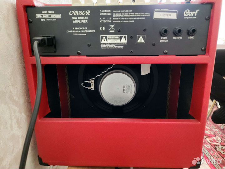 Гитарный комбоусилитель cort cm30r