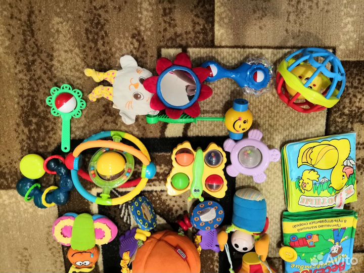 Игрушки для малышей