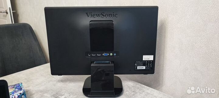 Монитор Viewsonic 22