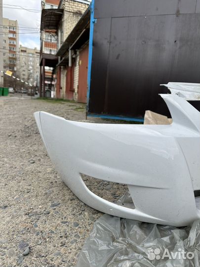 Передний бампер priora 2 белый