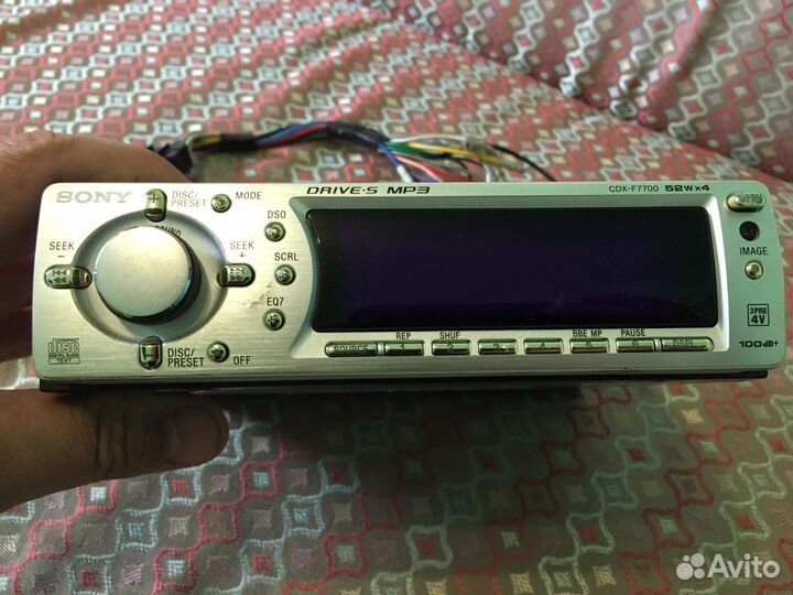 Продается CD/MP3-ресивер Sony CDX-F7700 из Японии