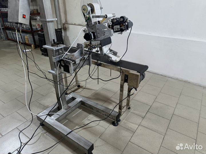 Этикетировочная машина EtiKon