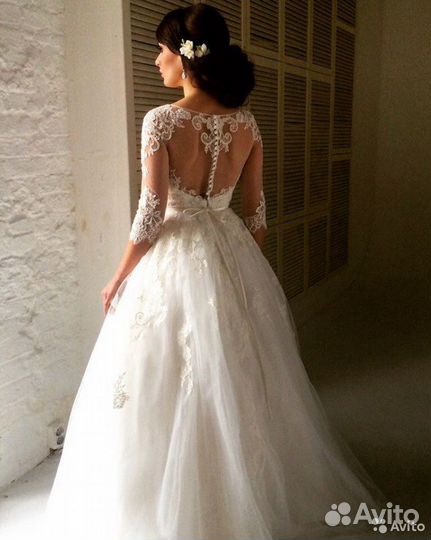 Дизайнерское свадебное платье с 3/4 рукавами