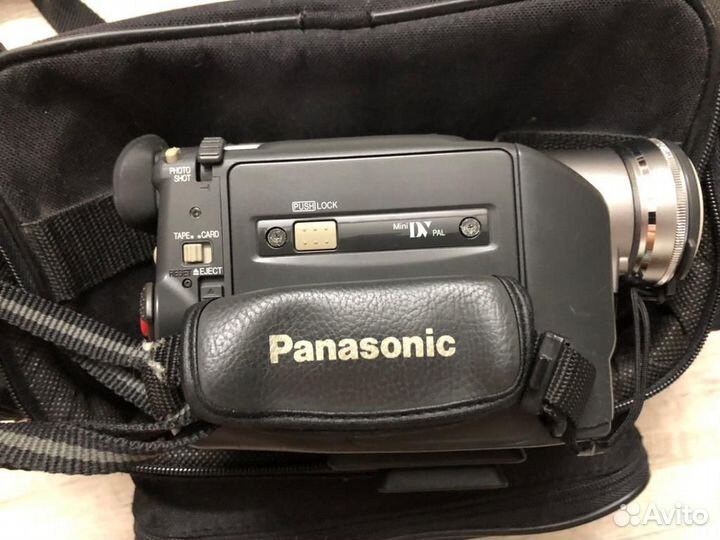 Видеокамера цифровая Panasonic NV-DS38 mini DV